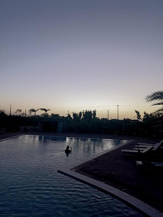 مبيت وإفطار Wawizelte Les Jardins D Amizmiz 6 Piscines المظهر الخارجي الصورة