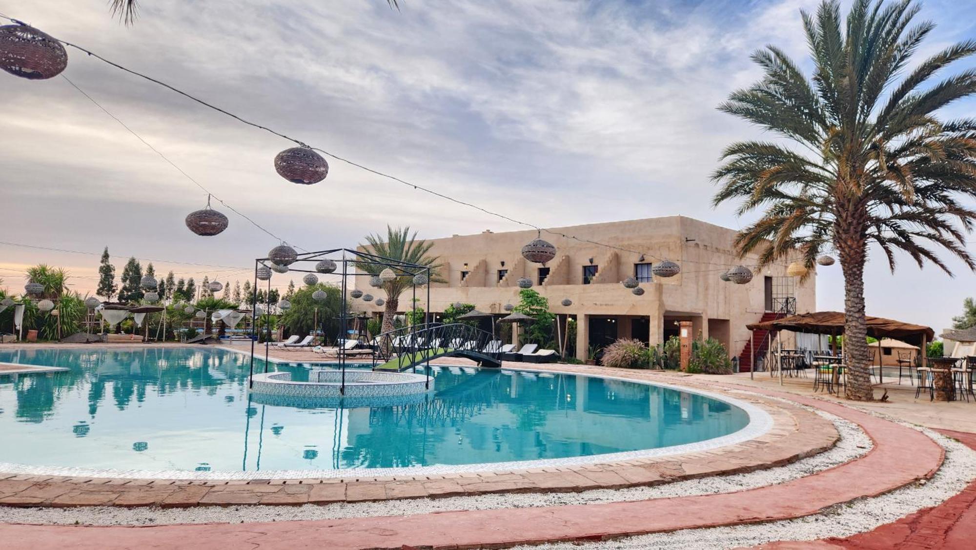 مبيت وإفطار Wawizelte Les Jardins D Amizmiz 6 Piscines المظهر الخارجي الصورة